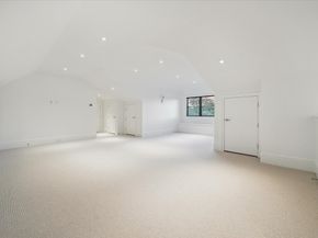 2711 Eastgrove Lane, Houston TX 77027