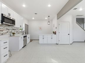 8306 Tidwell Road A/B, Houston TX 77028