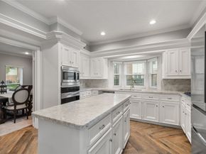 5827 Mountain View Drive, Houston TX 77345