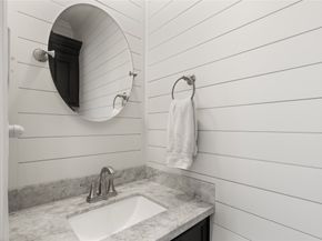 5827 Mountain View Drive, Houston TX 77345