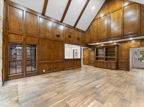 6 Thornhedge Court, The Woodlands TX 77381