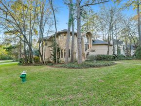3 Hillside View Place, The Woodlands TX 77381