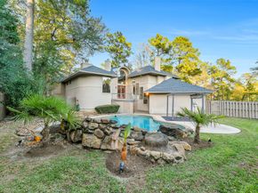3 Hillside View Place, The Woodlands TX 77381