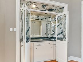 3 Hillside View Place, The Woodlands TX 77381