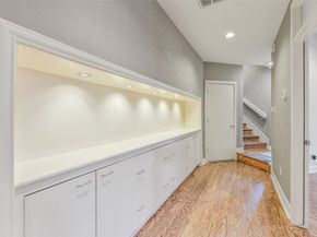 3 Hillside View Place, The Woodlands TX 77381