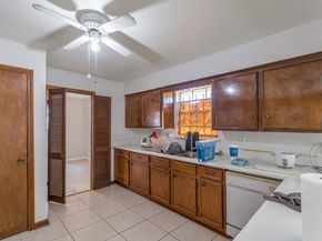 5503 Braesvalley Dr, Houston TX 77096