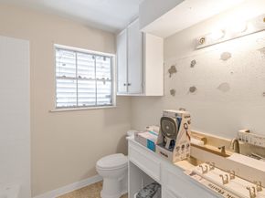 5503 Braesvalley Dr, Houston TX 77096