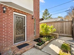 609 Gardner Street, Houston TX 77009