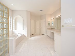 4710 April Meadow Way, Sugar Land TX 77479