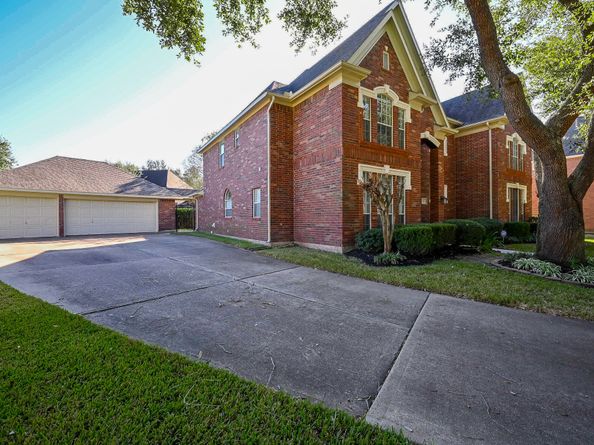 4710 April Meadow Way, Sugar Land TX 77479