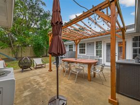 11102 Hillcroft Avenue, Houston TX 77096