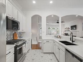 1330 Malone Street, Houston TX 77007