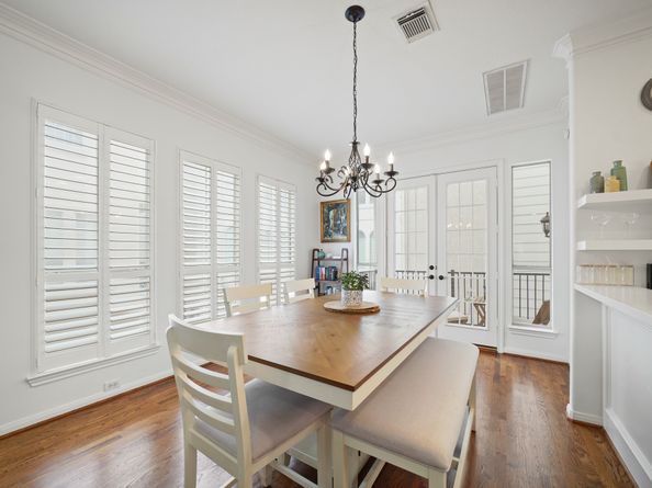 1330 Malone Street, Houston TX 77007