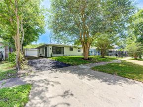 4914 Pershing Street, Houston TX 77033