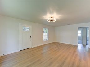 4914 Pershing Street, Houston TX 77033