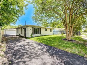 4914 Pershing Street, Houston TX 77033