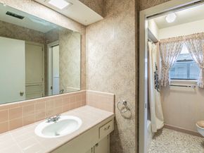 10407 Metronome Drive, Houston TX 77043