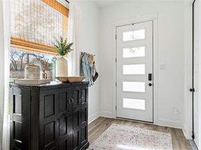 5202 Pinemont Creek Lane, Houston TX 77018