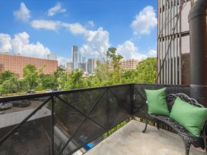 915 N San Jacinto Street 2D, Houston TX 77002