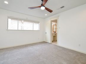 44 Bayou Pointe Drive, Houston TX 77063