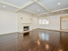 44 Bayou Pointe Drive, Houston TX 77063