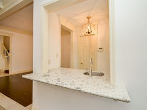 44 Bayou Pointe Drive, Houston TX 77063