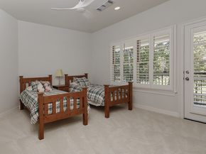 10 Norlund Way, The Woodlands TX 77382