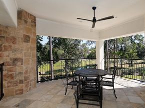 10 Norlund Way, The Woodlands TX 77382