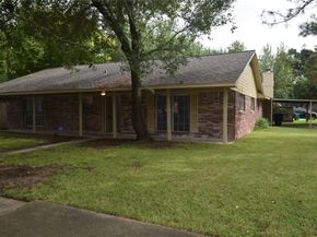 9902 Tolman Street N, Houston TX 77034