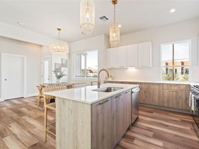 1702 Bringhurst Street A, Houston TX 77020