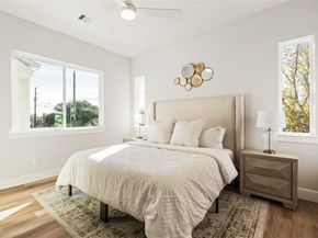 1702 Bringhurst Street A, Houston TX 77020