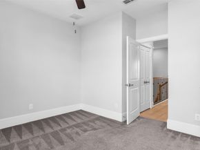 5429 Larkin Street, Houston TX 77007