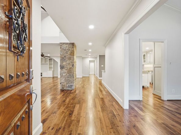 2914 Manila Ln, Houston TX 77043