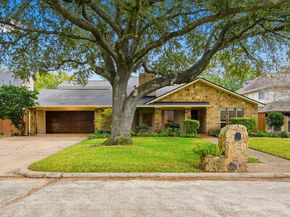 2914 Manila Ln, Houston TX 77043