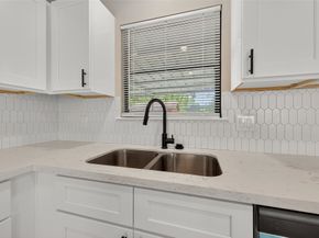 4403 Botany Lane, Houston TX 77047