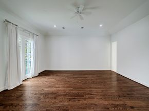 2027 Branard Street, Houston TX 77098