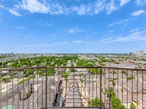 3505 Sage Road 1702, Houston TX 77056