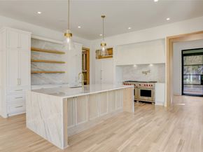 2250 Sunset Boulevard, Houston TX 77005