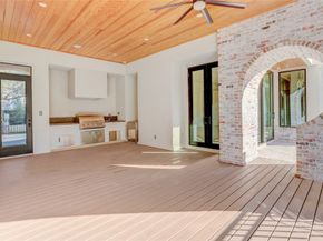 2250 Sunset Boulevard, Houston TX 77005