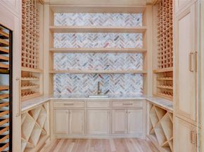 2250 Sunset Boulevard, Houston TX 77005