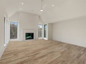 2250 Sunset Boulevard, Houston TX 77005