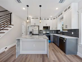 4624 Mayflower Street A/B, Houston TX 77033