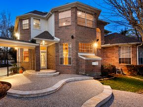 71 Ivory Moon Place, The Woodlands TX 77381