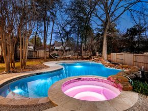 71 Ivory Moon Place, The Woodlands TX 77381