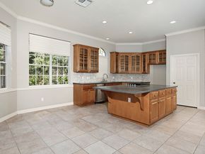 71 Ivory Moon Place, The Woodlands TX 77381