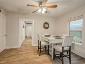 911 Wooding Street, Houston TX 77011