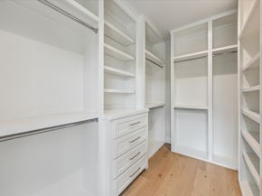 1261 Wakefield Drive, Houston TX 77018