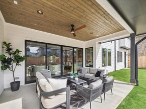 1261 Wakefield Drive, Houston TX 77018