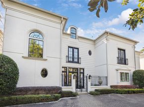 66 E Broad Oaks, Houston TX 77056