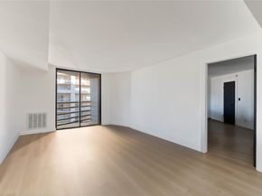 3525 Sage Road 1213, Houston TX 77056